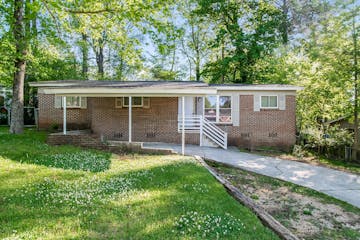 1309 Lake Ln NE Birmingham, AL 35215